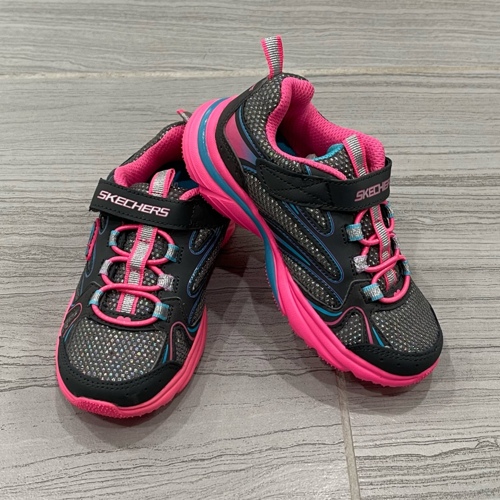 Girls Sketchers sneakers